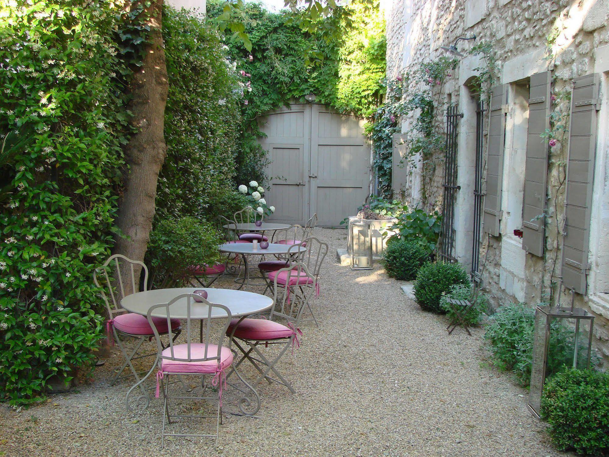 La Maison Du Village Saint-Remy-de-Provence Luaran gambar
